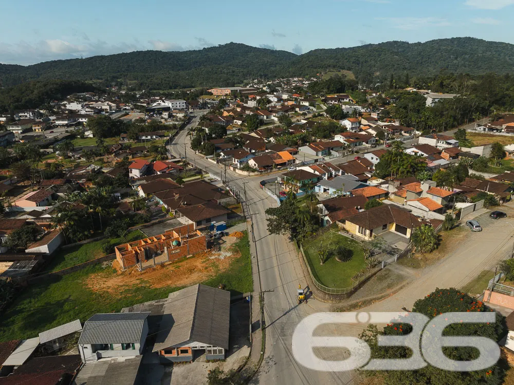 Sobrado Ă Venda em Joinville, SC â Bairro Santa Ca