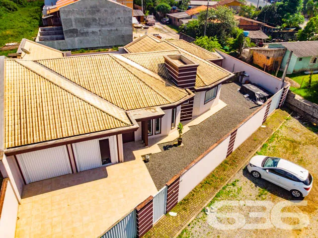 LINDĂSSIMA RESIDĂNCIA, DE ALTO PADRĂO, COM PISCINA