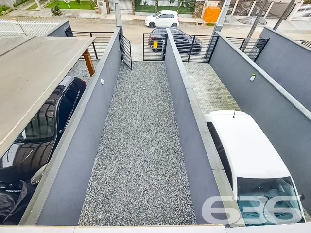 SOBRADO COM 2 QUARTOS NO BAIRRO NOVA BRASĂLIA
Che