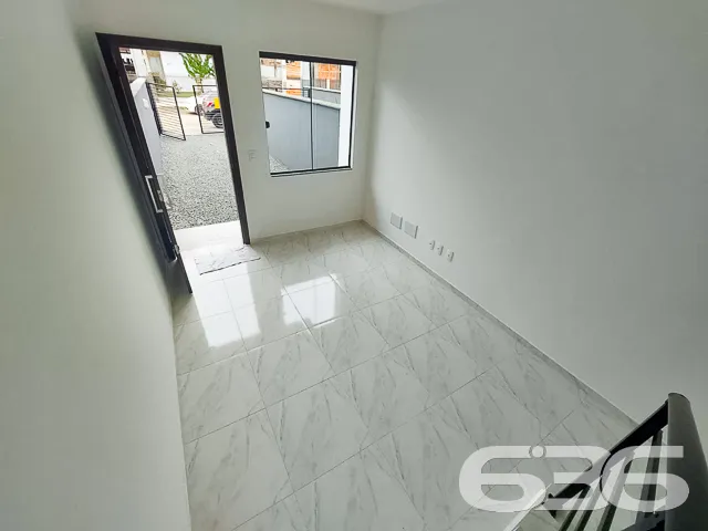 SOBRADO COM 2 QUARTOS NO BAIRRO NOVA BRASĂLIA
Che