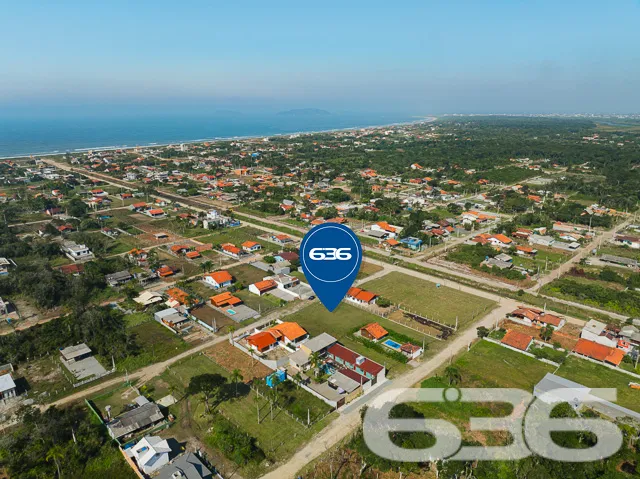 SEU PARAÍSO PARTICULAR À BEIRA-MAR: TERRENO AMPLO 