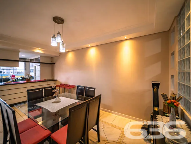 SOBRADO COMERCIAL E RESIDENCIAL COM 8 QUARTOSNO BA