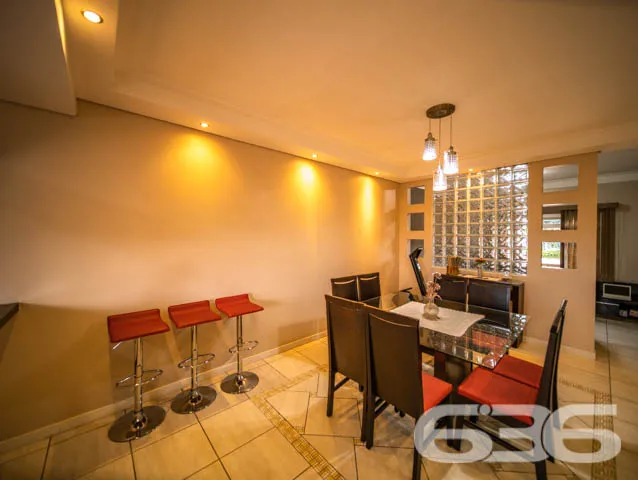 SOBRADO COMERCIAL E RESIDENCIAL COM 8 QUARTOSNO BA