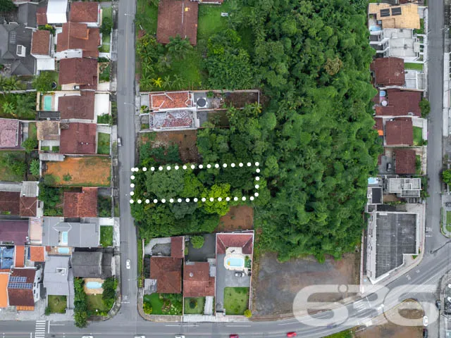 VENDE-SE TERRENO, NO BAIRRO FLORESTA, EM JOINVILLE