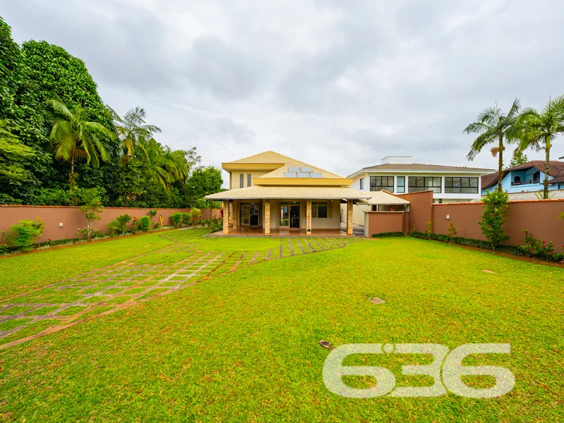 Seu novo lar no Glória, Joinville/SC, aguarda por 