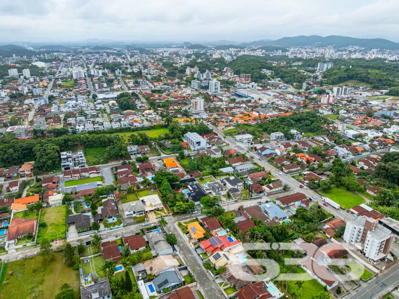 Seu novo lar no Glória, Joinville/SC, aguarda por 