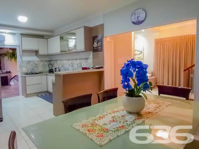 EXCELENTE SOBRADO A VENDA NO BAIRRO AVENTUREIRO, E