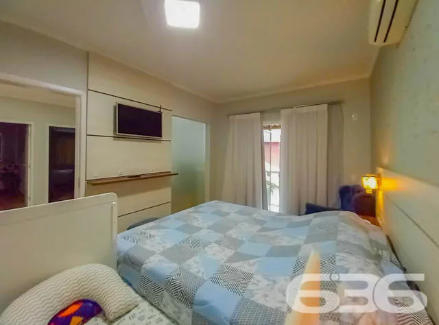 EXCELENTE SOBRADO A VENDA NO BAIRRO AVENTUREIRO, E