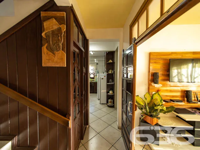 SOBRADO COM 1 SUÍTE MAIS 5 QUARTOS EM BALNEÁRIO BA