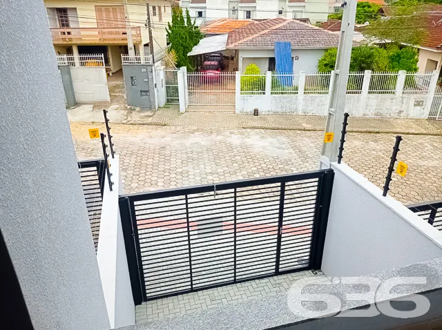 GEMINADO COM 1 SUÍTE E 2 QUARTOS NO BAIRRO BOA VIS