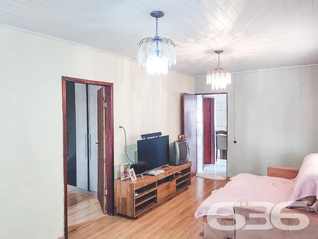 CASA COM SUĂTE + 2 QUARTOS NO BAIRRO JOĂO COSTA
E