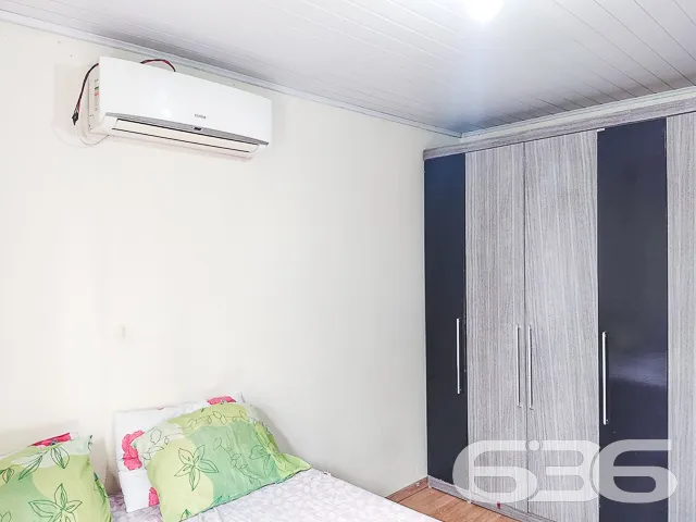 CASA COM SUĂTE + 2 QUARTOS NO BAIRRO JOĂO COSTA
E