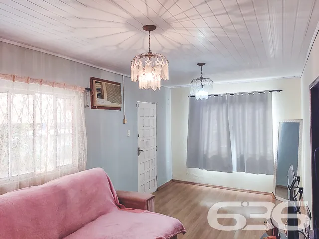 CASA COM SUĂTE + 2 QUARTOS NO BAIRRO JOĂO COSTA
E