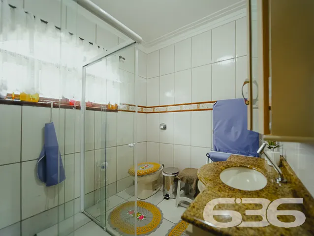 IMÓVEL COM SUÍTE + 2 QUARTOS NO BAIRRO SAGUAÇU

Es