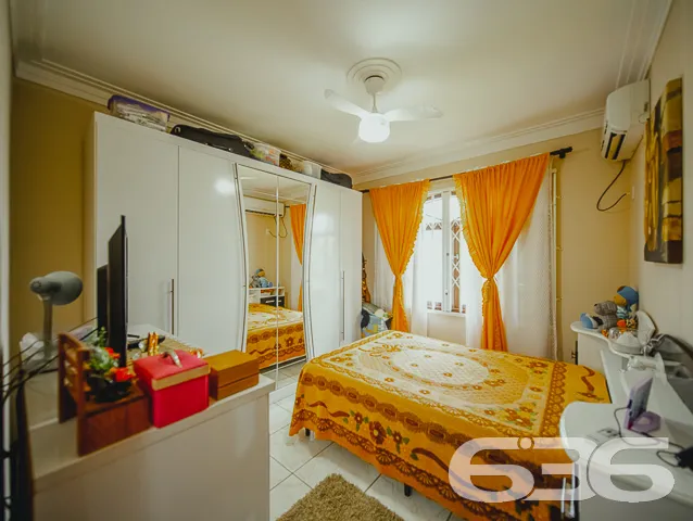 IMÓVEL COM SUÍTE + 2 QUARTOS NO BAIRRO SAGUAÇU

Es
