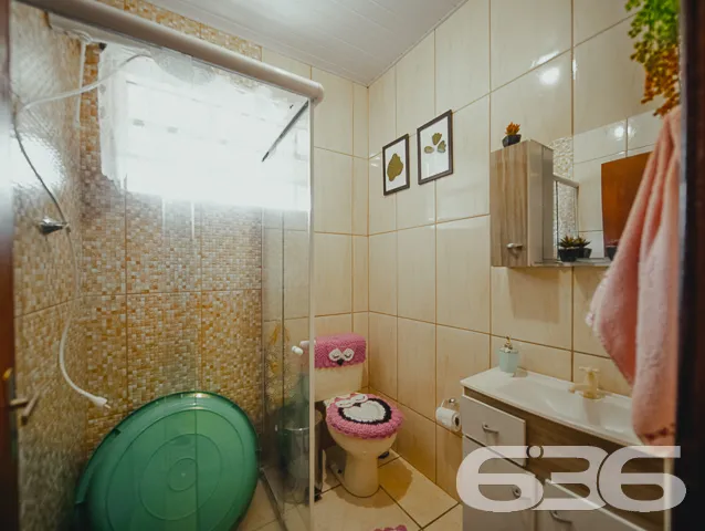 IMÓVEL COM SUÍTE + 2 QUARTOS NO BAIRRO SAGUAÇU

Es