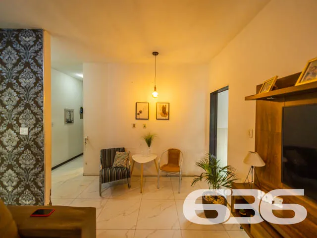 EXCELENTE IMÓVEL COM 4 QUARTOS, SENDO 1 SUÍTE + 3