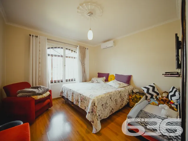 ÓTIMO IMÓVEL COM SUÍTE + 2 QUARTOS NO BAIRRO JARDI