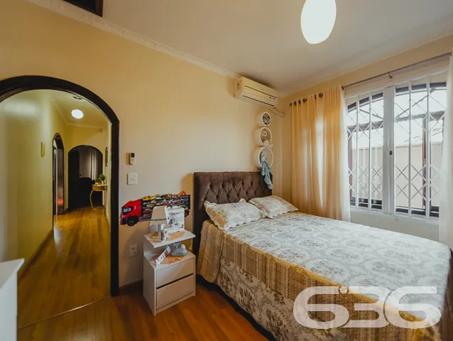 ÓTIMO IMÓVEL COM SUÍTE + 2 QUARTOS NO BAIRRO JARDI