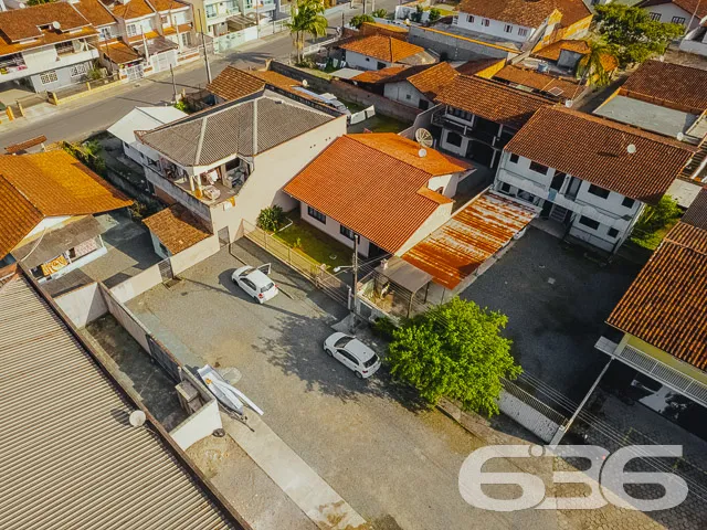 ÓTIMO IMÓVEL COM SUÍTE + 2 QUARTOS NO BAIRRO JARDI