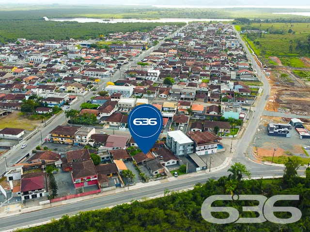 Terreno com topografia plana e regular, o que faci