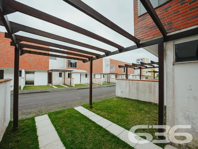 CASA COM SUĂTE + 2 QUARTOS NO BAIRRO ITAUM
Este Ă©
