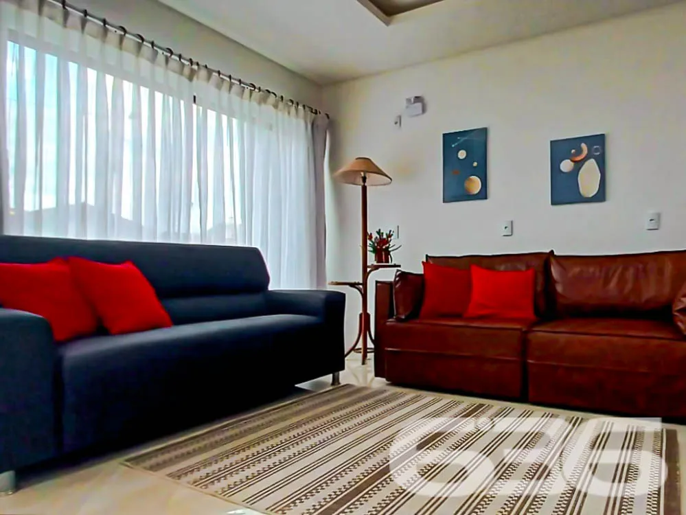 GEMINADO COM SUÍTE + 2 QUARTOS NO BAIRRO COSTEIRA 