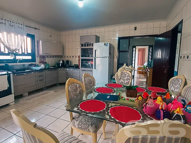 PRIMEIRA RESIDĂNCIA COM 4 QUARTOS
SEGUNDA RESIDĂN