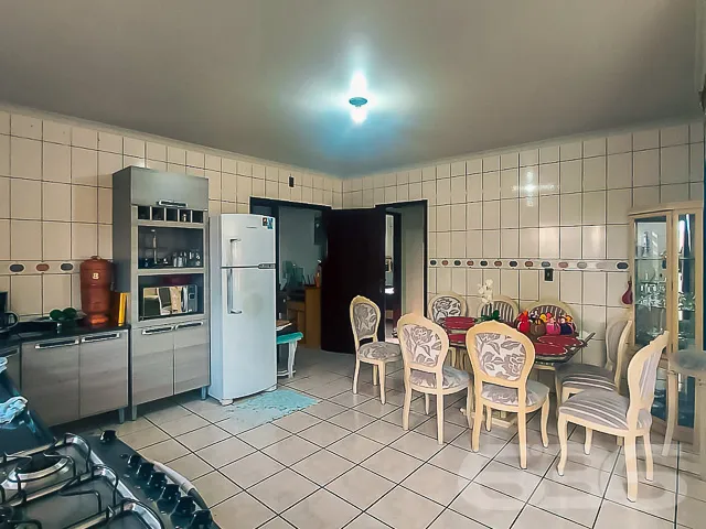 PRIMEIRA RESIDĂNCIA COM 4 QUARTOS
SEGUNDA RESIDĂN