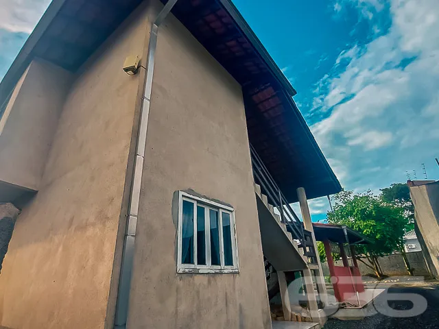 PRIMEIRA RESIDĂNCIA COM 4 QUARTOS
SEGUNDA RESIDĂN