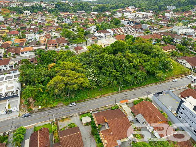 OPORTUNIDADE DE TERRENO NO BAIRRO BOM RETIRO
Este