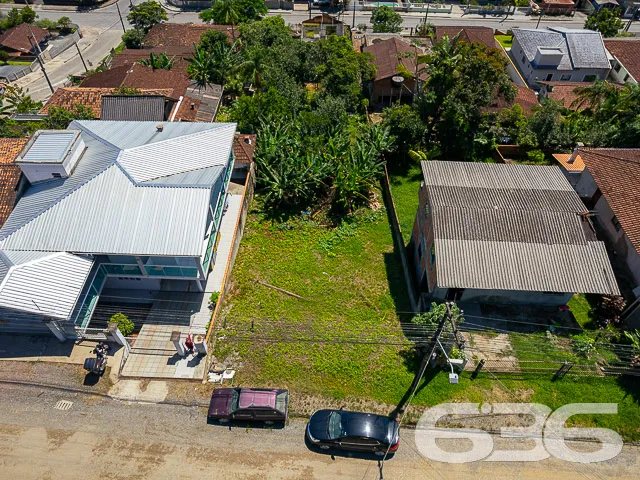 TERRENO À VENDA NO BAIRRO NOVA BRASÍLIA

Essa é um
