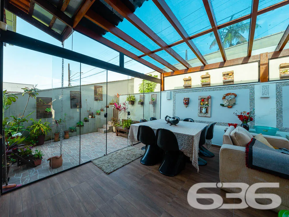 IMÓVEL ESPAÇOSO NO BAIRRO SAGUAÇU - SUÍTE COM CLOS