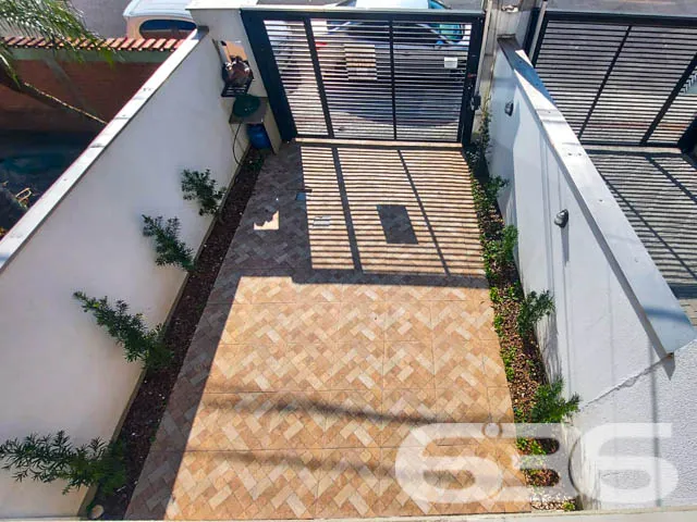 LINDO SOBRADO EM EXCELENTE LOCALIZAÇÃO NO BAIRRO S