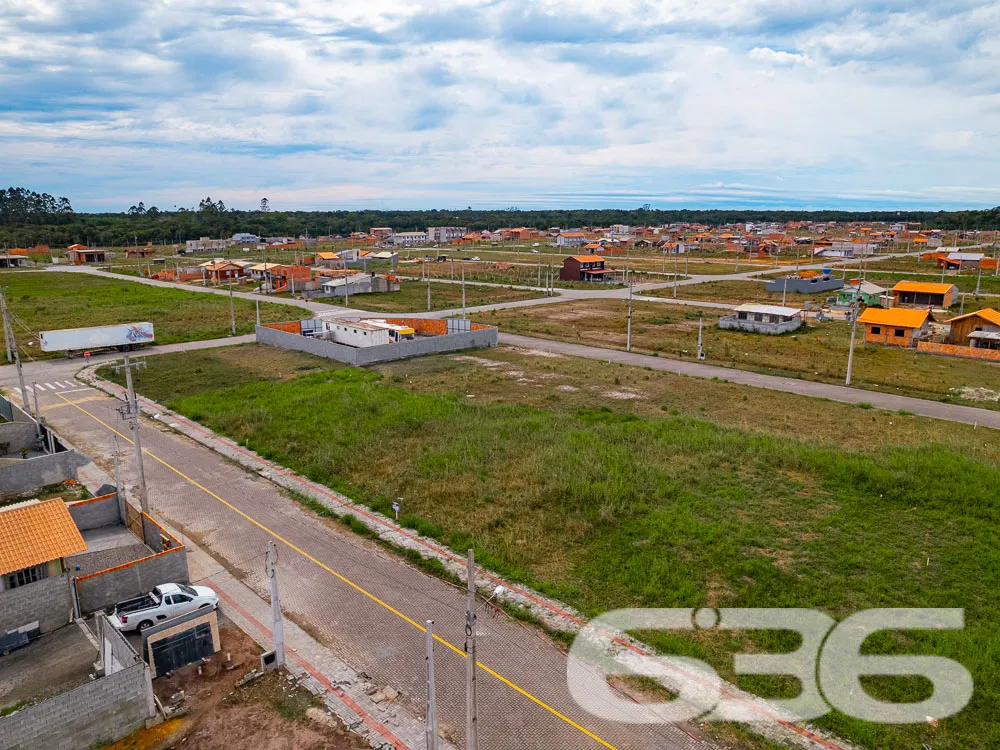 VENDE-SE TERRENO EM ARAQUARI - COLÉGIO AGRÍCOLA
I
