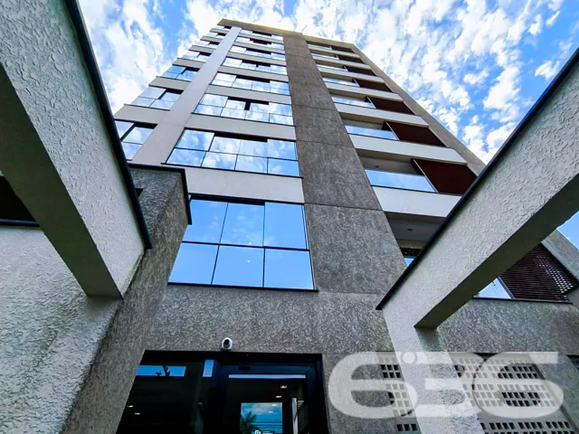 Apartamento de cobertura plana com 3 quartos, situ