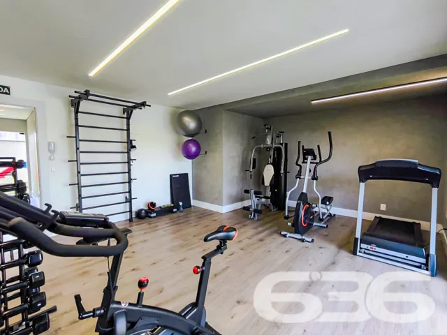 Apartamento de cobertura plana com 3 quartos, situ