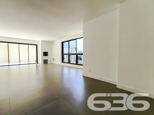 Apartamento de cobertura plana com 3 quartos, situ