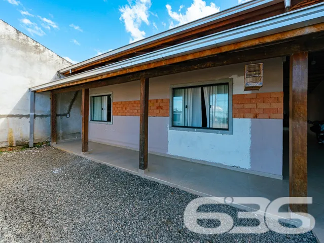 Apresentamos com exclusividade uma residĂȘncia que