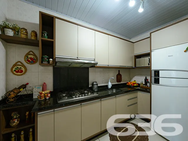 Apresentamos com exclusividade uma residĂȘncia que
