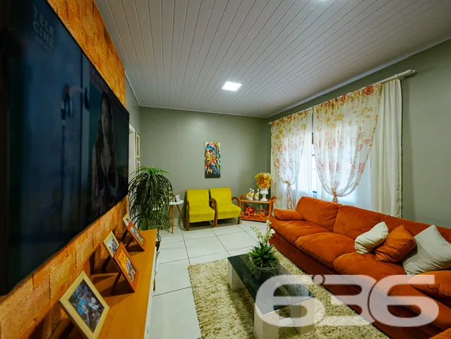 Apresentamos com exclusividade uma residĂȘncia que