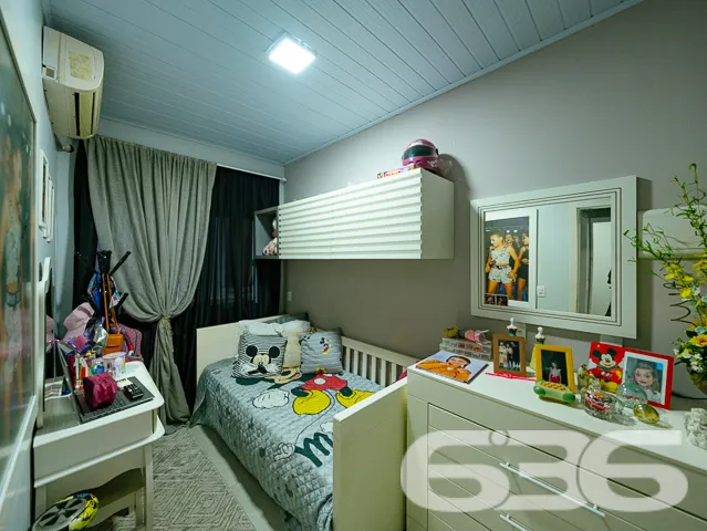 Apresentamos com exclusividade uma residĂȘncia que