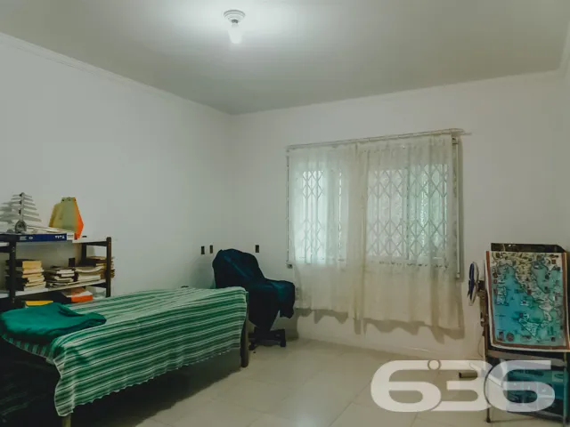 ESPAĂO E SOFISTICAĂĂO NO BAIRRO BUCAREIN: SOBRADO