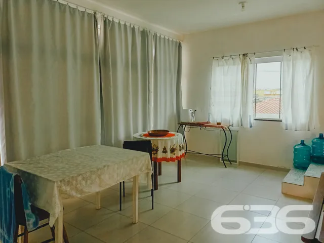 ESPAĂO E SOFISTICAĂĂO NO BAIRRO BUCAREIN: SOBRADO