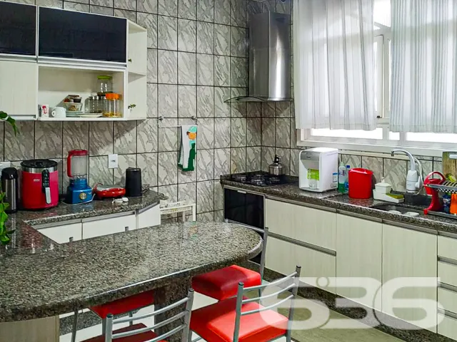 SOFISTICAÇÃO E CONFORTO NO BAIRRO FÁTIMA – SOBRADO