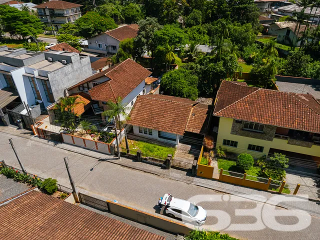 OPORTUNIDADE ÚNICA NO BAIRRO SANTO ANTÔNIO – CASA