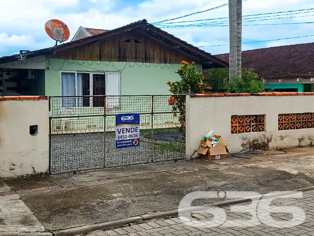 OPORTUNIDADE ÚNICA NO BAIRRO IRIRIÚ: TERRENO ESPAÇ