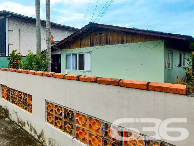OPORTUNIDADE ÚNICA NO BAIRRO IRIRIÚ: TERRENO ESPAÇ
