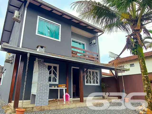 SOBRADO COM PISCINA NO BAIRRO AVENTUREIRO – ESPAÇO