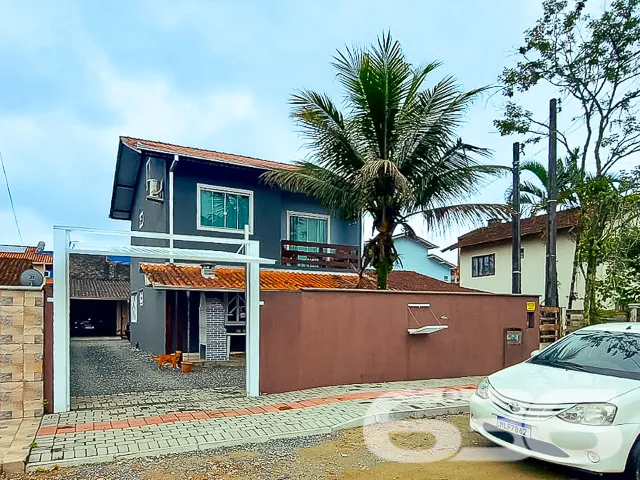 SOBRADO COM PISCINA NO BAIRRO AVENTUREIRO – ESPAÇO